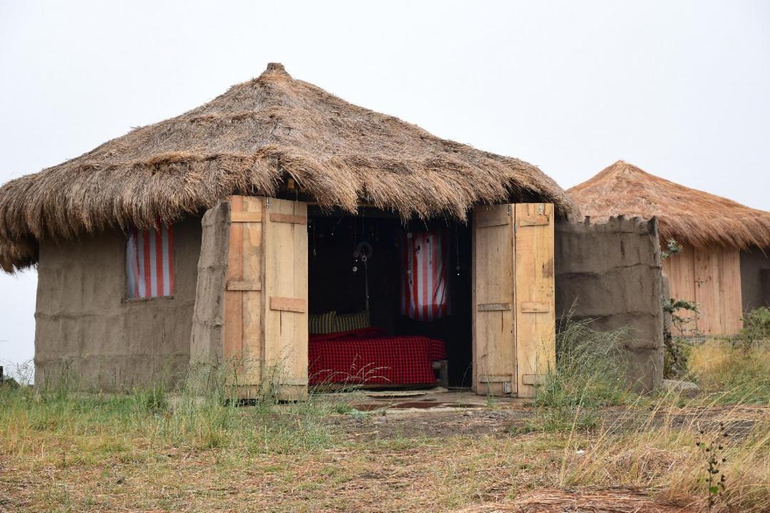 Osiligilai Maasai Lodge Sanya Juu Bagian luar foto