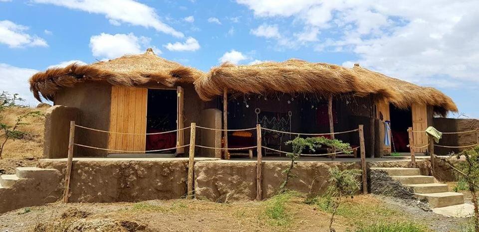 Osiligilai Maasai Lodge Sanya Juu Bagian luar foto